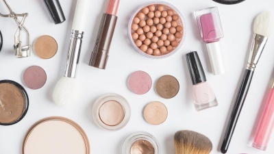 10 токсични съставки, срещани в козметичните продукти