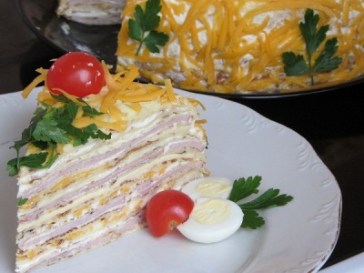 Солена палачинкова торта с шунка