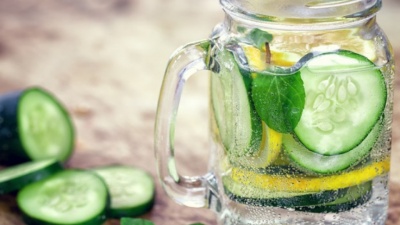 Вода с краставица - разхлаждаща и витаминозна напитка в жегите
