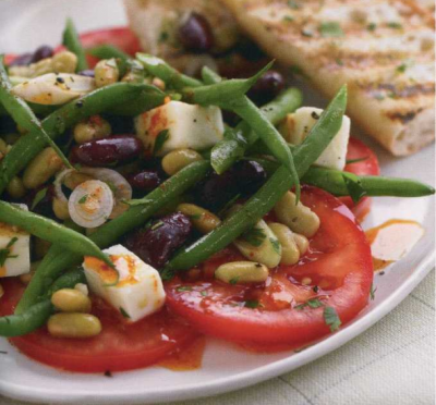 Салата Капрезе с три вида боб