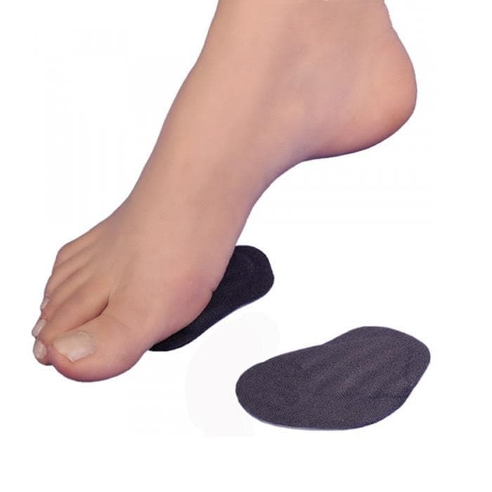 САМОЗАЛЕПВАЩИ СТЕЛКИ ЗА НАПРЕЧЕН СВОД ОТ СИЛИКОН 589 размер S / VARITEKS ADHESIVE SILICONE METATARSAL PAD 589 size S
