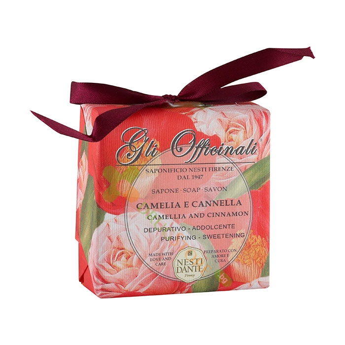 НАТУРАЛЕН САПУН С КАМЕЛИЯ И КАНЕЛА 200 г / NESTI DANTE GLI OFFICINALI NATURAL SOAP CAMELLIA &amp; CINNAMON PURIFYING SWEETENING