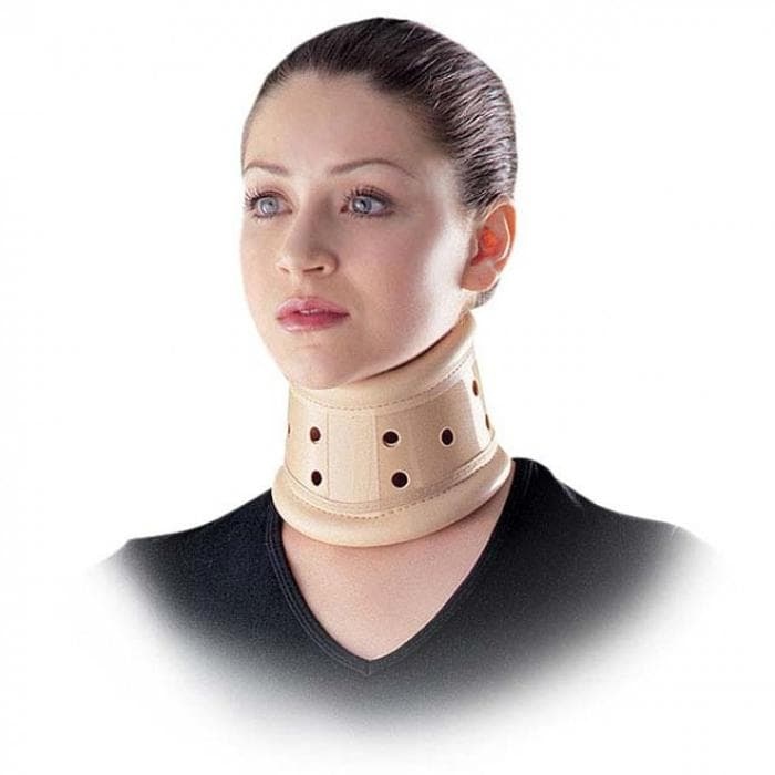 ОППО ШИЙНА ЯКА ТВЪРДА модел 4090 / OPPO ORTHOPEDIC RIGID ADJUSTABLE COLLAR