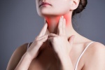 Хипо- и хипертиреоидизъм - какви са симптомите за болна щитовидна жлеза?